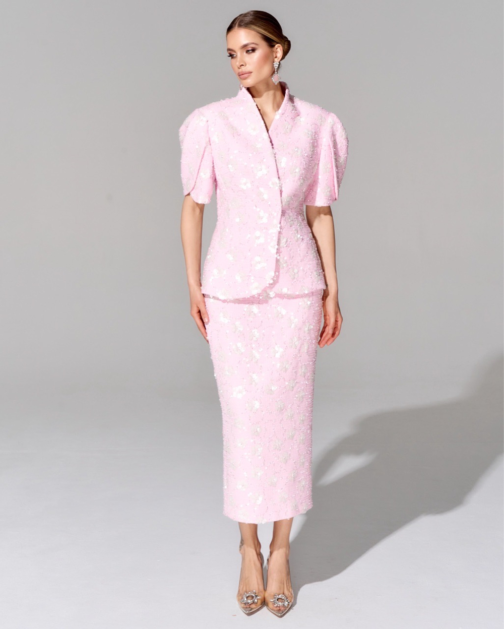 Приталенный жакет из премиального твида