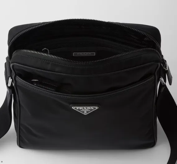 Сумка Prada на плечо из нейлона и сафьяно, черный