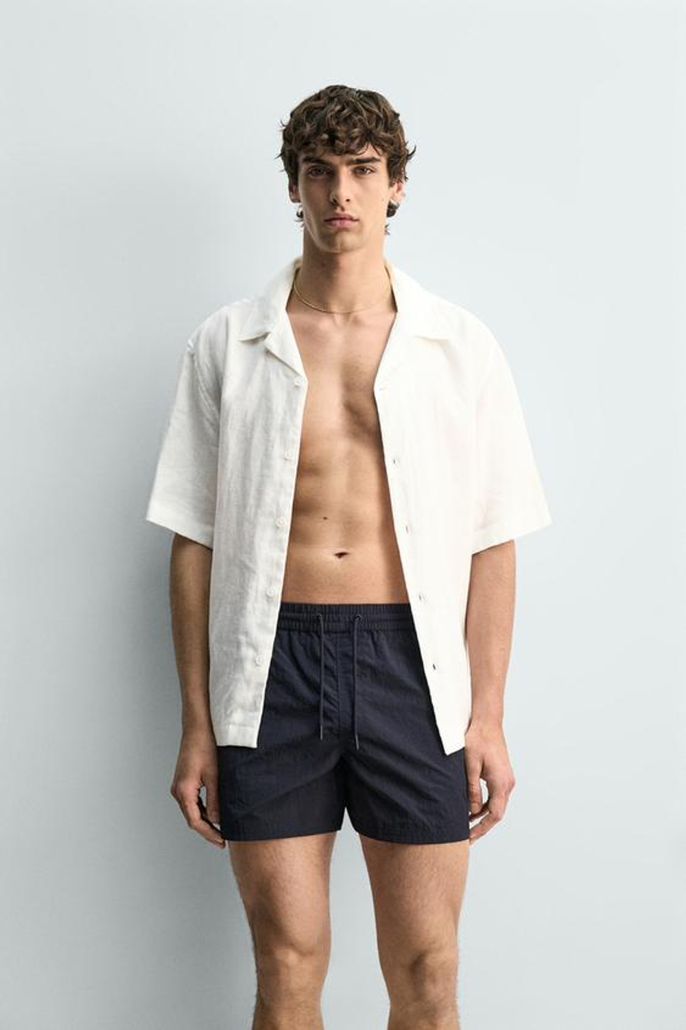 ZARA БАЗОВЫЕ ПЛАВКИ СРЕДНЕЙ ДЛИНЫ, МОРСКОЙ СИНИЙ