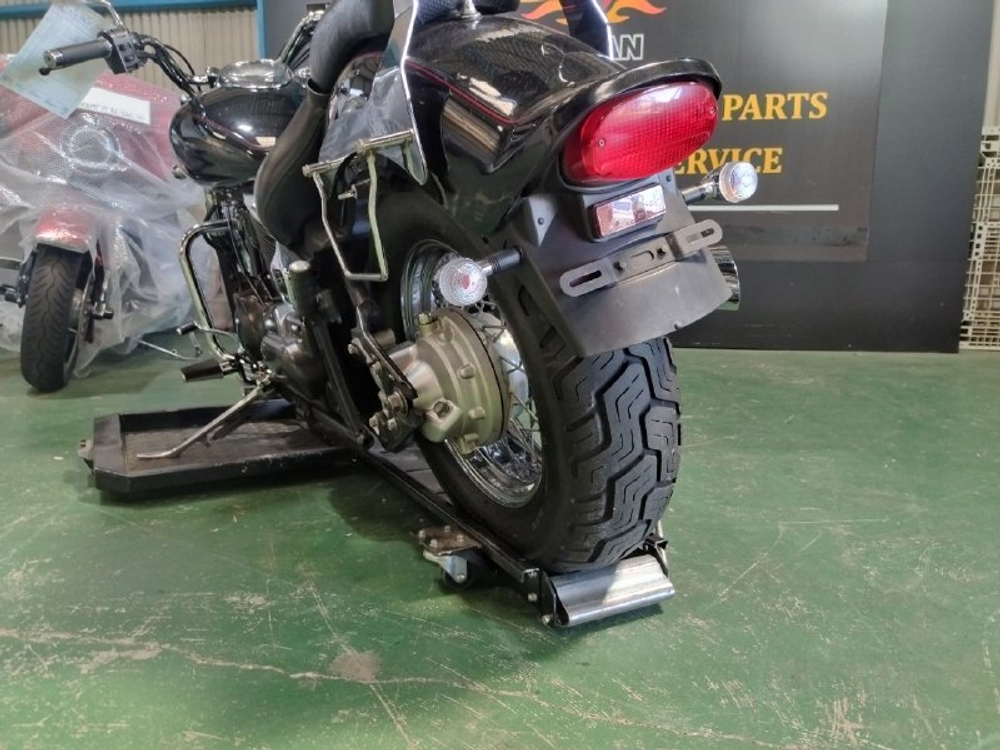 Yamaha Dragstar XVS1100 2005
