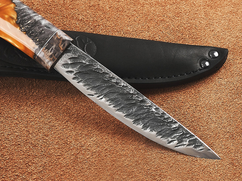 Якутский нож "Амга", сталь Х12МФ, рукоять пепельная стабилизированная карельская береза / акрил янтарь