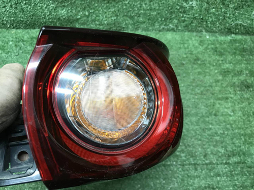 Фонарь правый внешний Mazda CX-5 2 (2017-2021) LED
