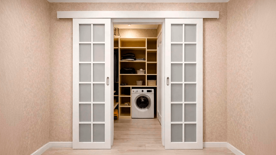 Как установить раздвижные двери в гардеробную?