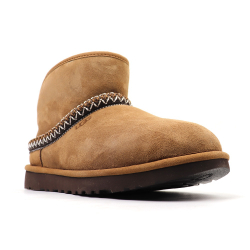 UGG Classic Mini Crescent Chestnut