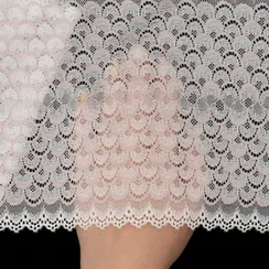 Кружево эластичное молочное/серебристый пион 18 см, Китай