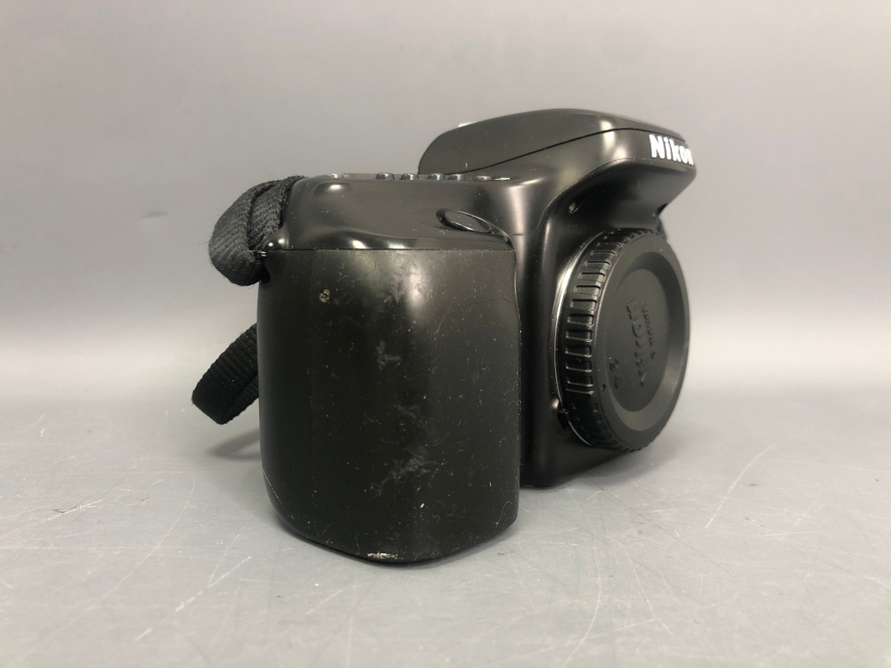 Nikon F50 Body