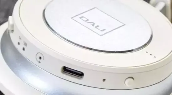 Беспроводные наушники Dali IO-4 Chalk White