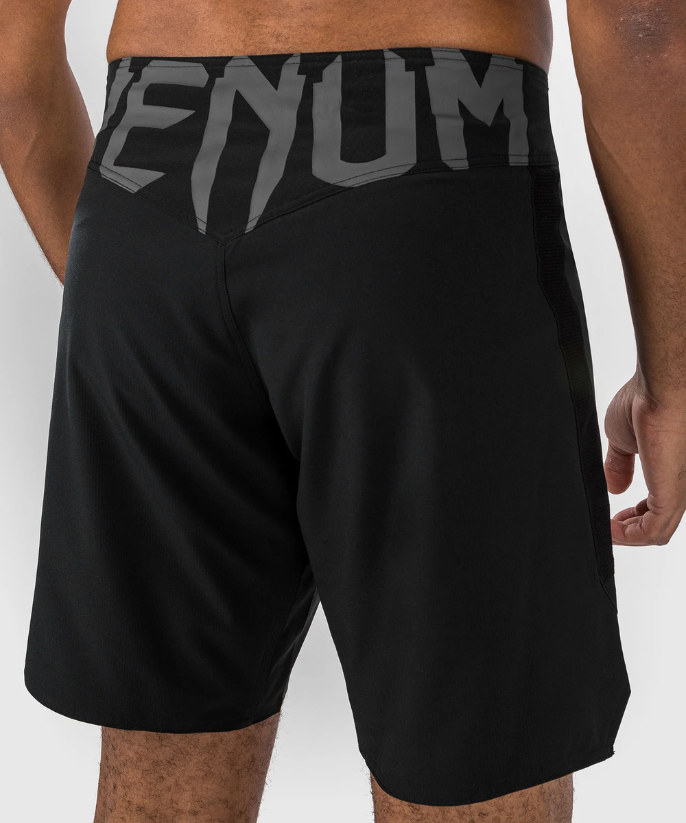 Шорты ММА Venum Light 5.0 Black/White
