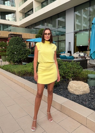 Юбка в желтом цвете