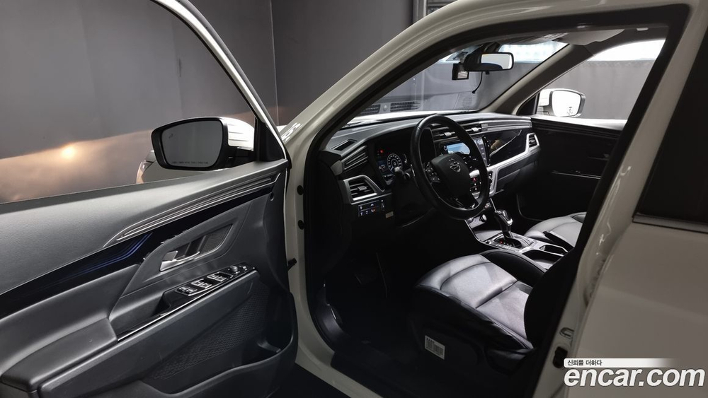 KG Mobility (Ssangyong) Beautiful Korando Бензин 1.5 2WD C5 (10.2019)