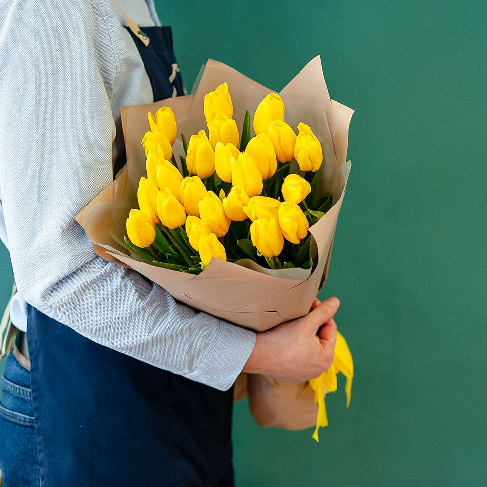 Желтые тюльпаны