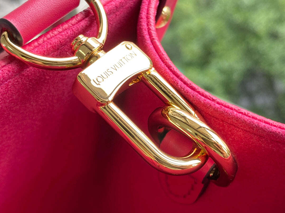 Louis Vuitton Onthego PM