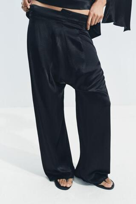 ZARA АТЛАСНЫЕ БРЮКИ АСИММЕТРИЧНОГО КРОЯ — ZW COLLECTION, ЧЕРНЫЙ