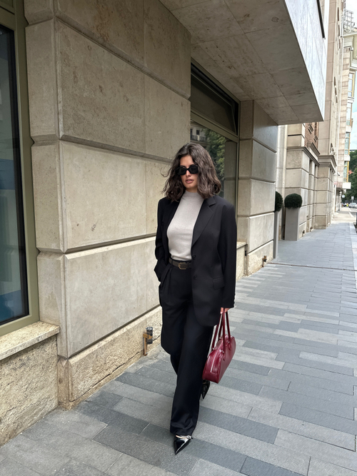 Брюки из вискозы на заниженной талии черные