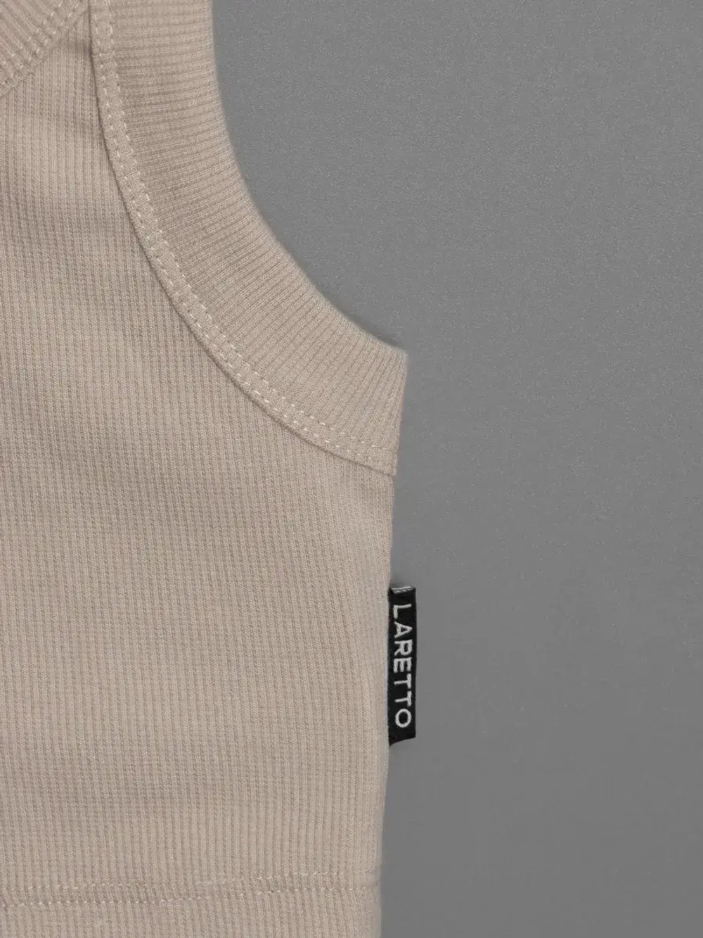 Топ для девочки летний