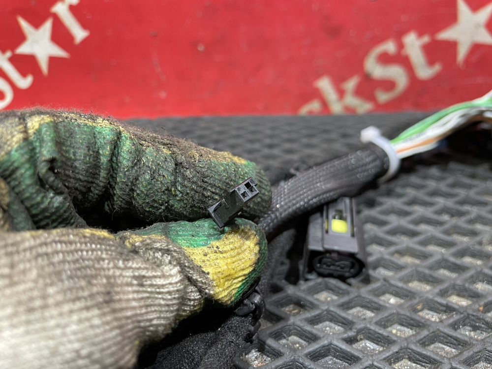 Проводка двери левой 2023г