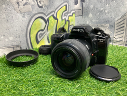 Minolta Dynax 3xi + Minolta AF Zoom xi 28-80mm