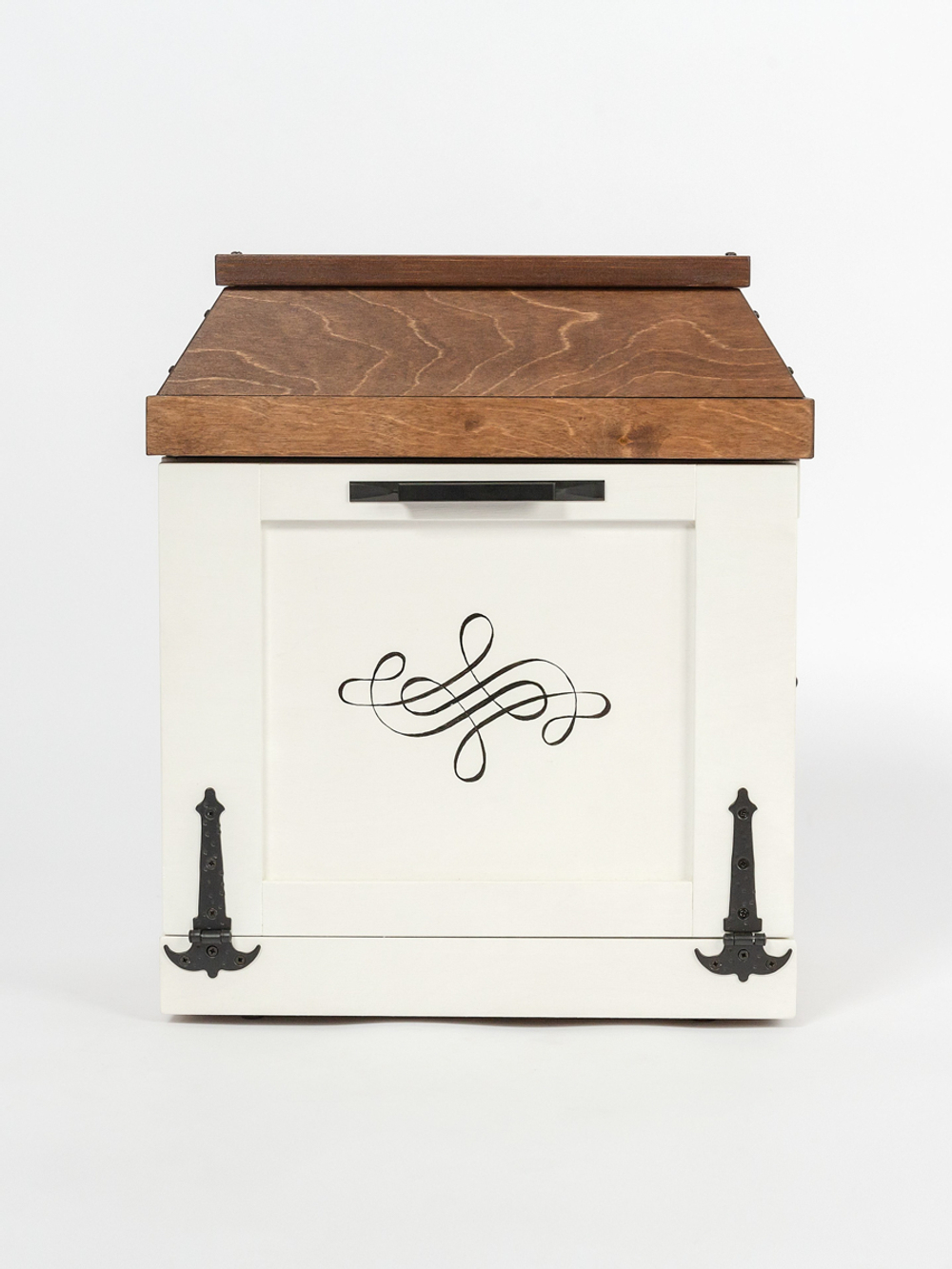 Ларец-сундук Светлогоры белый с вензелем