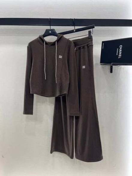 Костюм MIU MIU