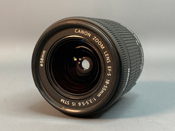 Canon 77D kit 18-55mm 3.5-5.6 IS STM 15.700 кадров