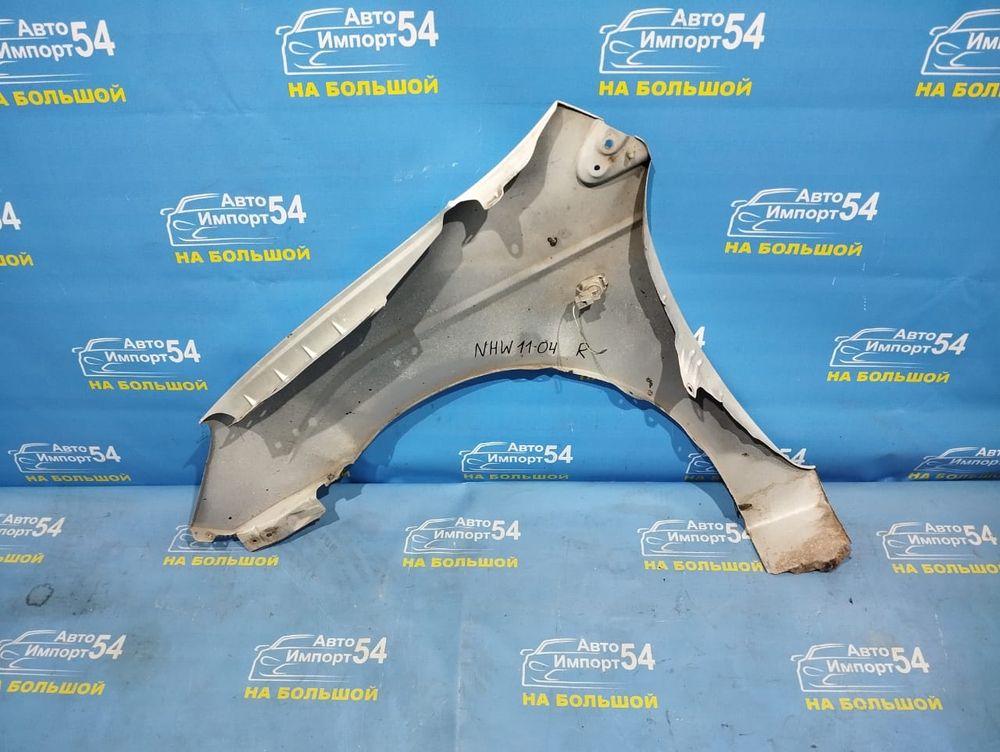 Крыло переднее правое TOYOTA PRIUS 2002