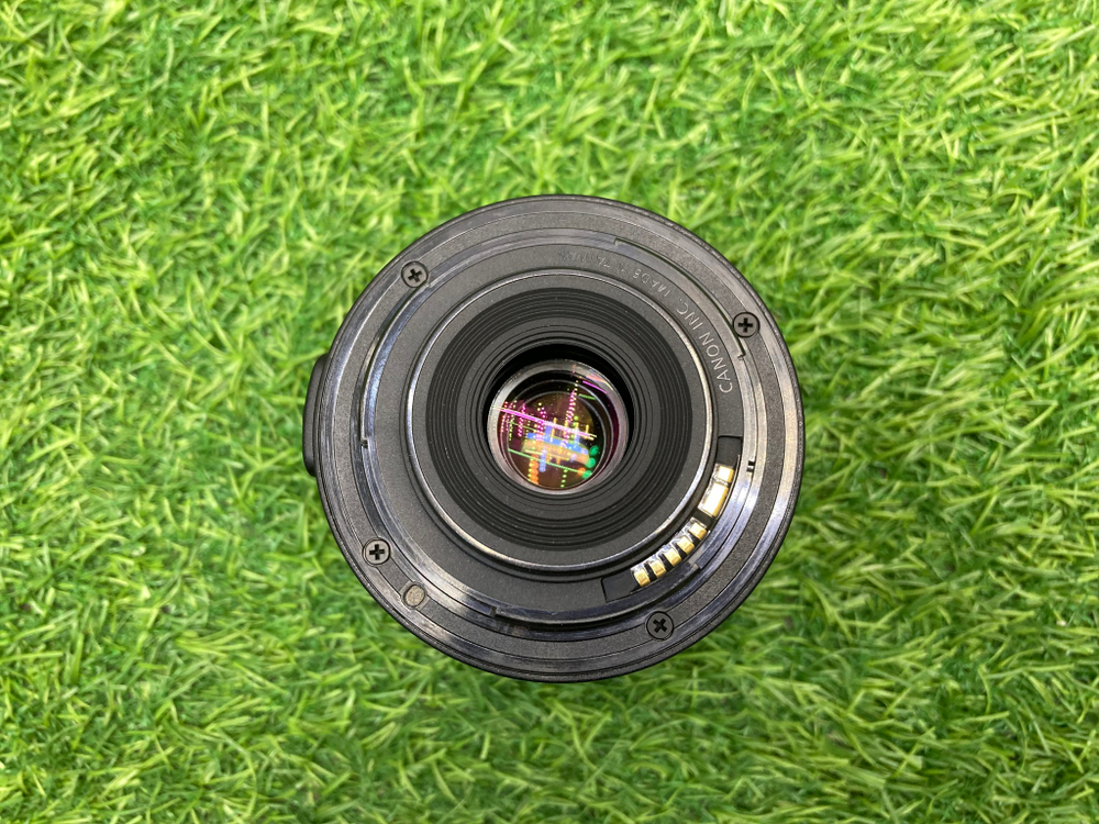 Canon EOS 1100D kit 18-55mm 59.200 кадров