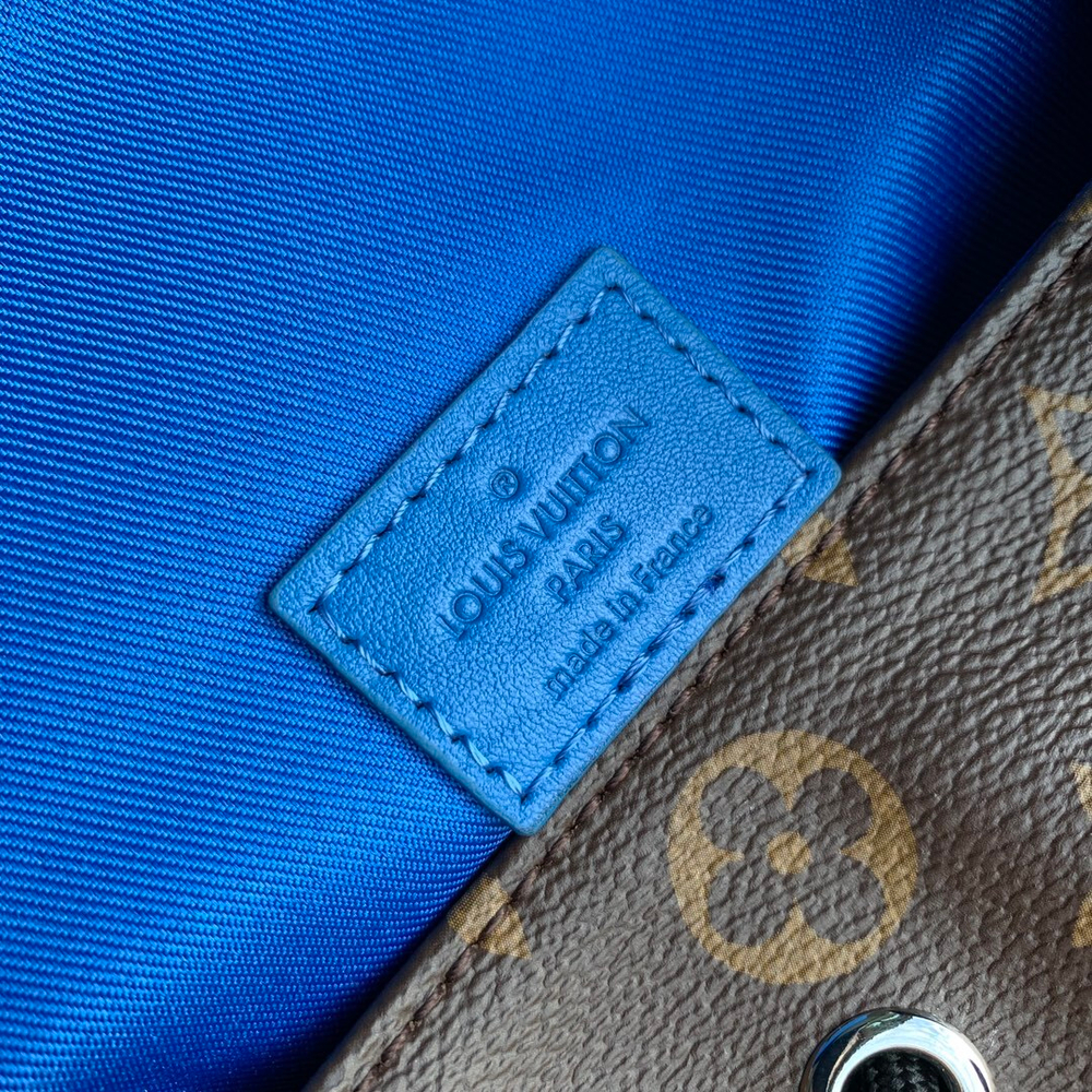 Louis Vuitton Christopher MM