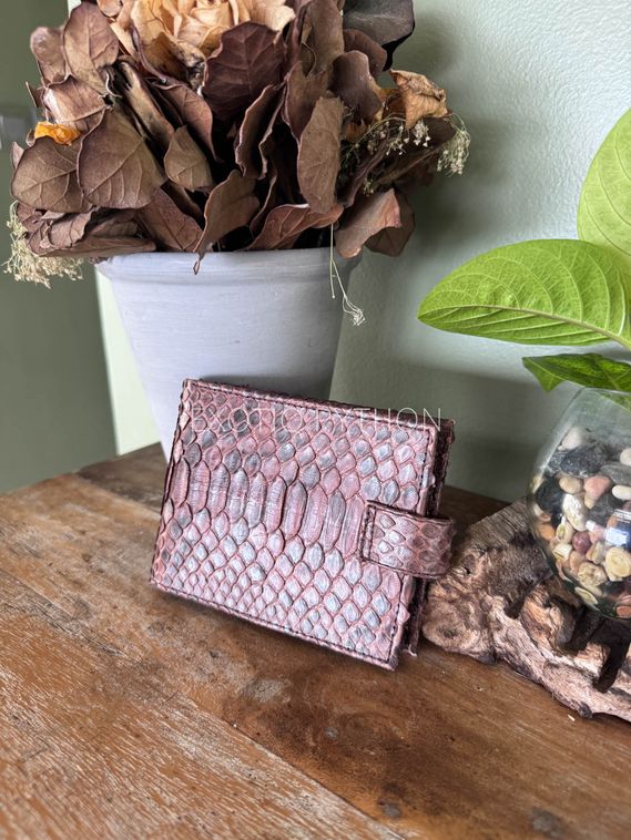 Бифолд кошелек из кожи питона WA-255