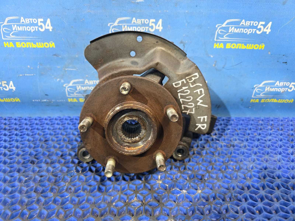 Ступица передняя правая MAZDA FAMILIA 1998-2003