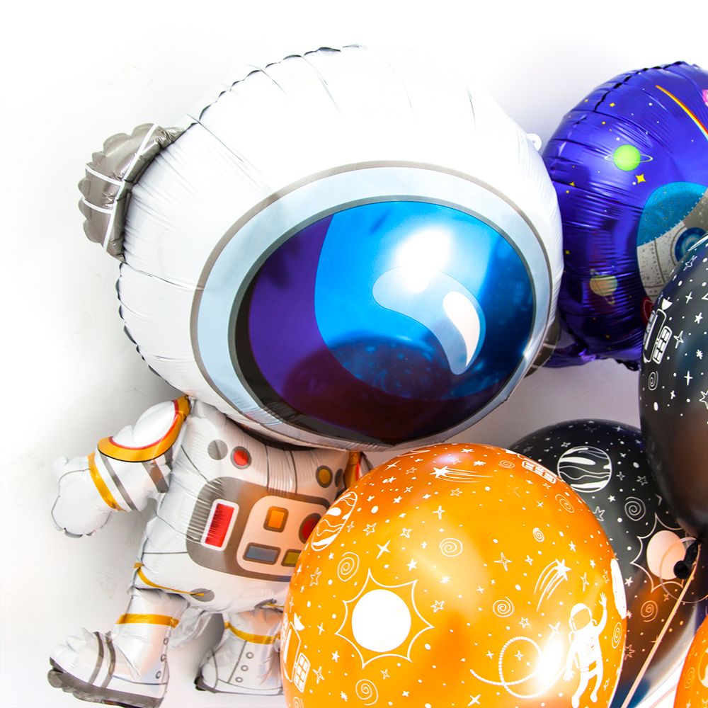 Шар (33"/84 см) Фигура, Космонавт