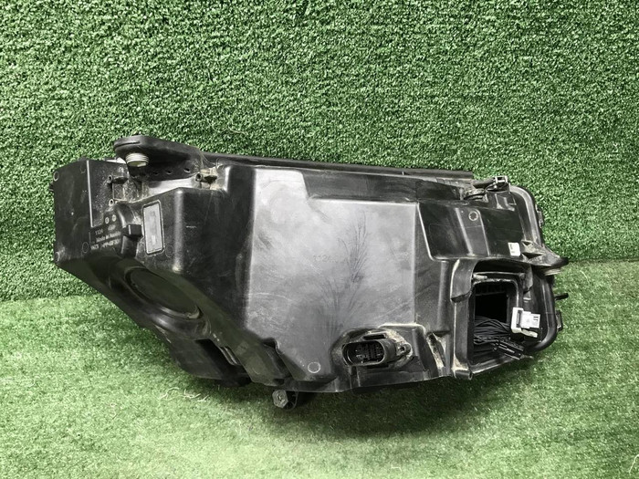 Фара левая Mercedes GLC X253 (2019-2022) LED