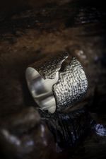 Кольцо Трещина