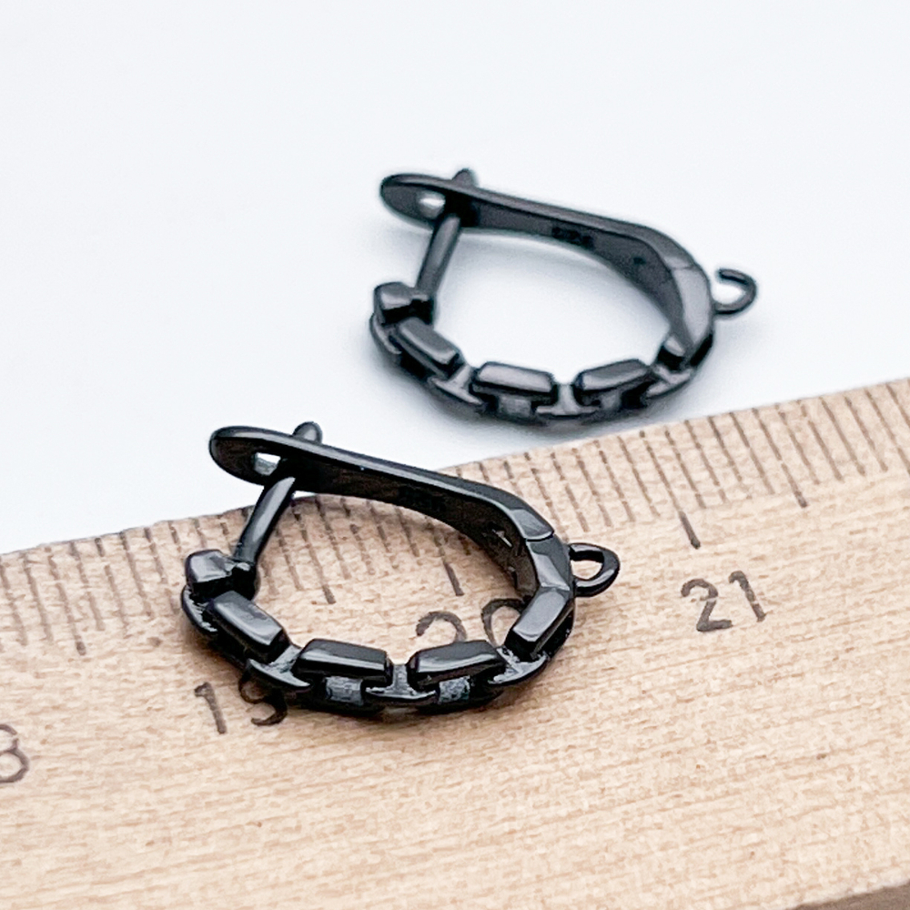 Ювелирные швензы, цвет черный металл, размер 17*2,5 мм, цена за пару