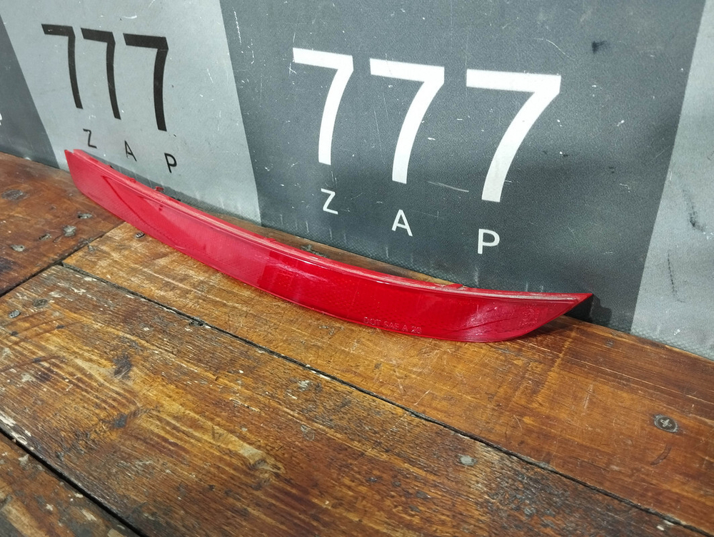 Катафот задний правый Genesis GV80 20-нв Б/У Оригинал 92406T6000