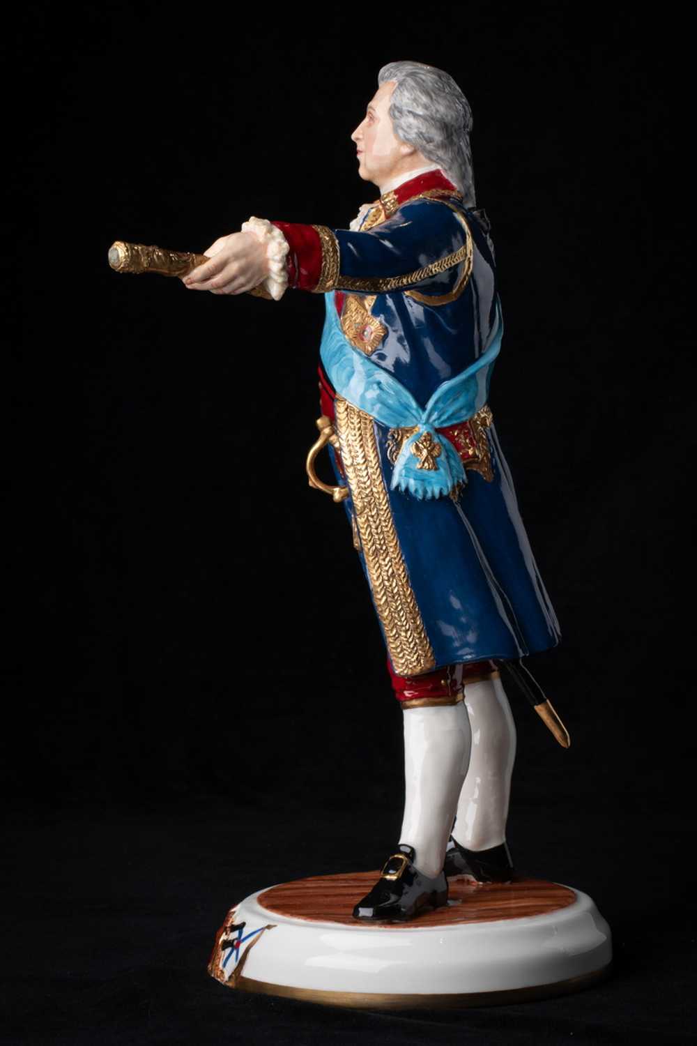 Статуэтка. Фарфор. Солдат. Потёмкин Григорий Александрович - Русский флотоводец. Россия