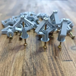 Набор ДЮБЕЛЬ+САМОРЕЗ (Дюбель-бабочка 10*50-20шт., Саморез универсальный 3,5*50-20шт.)