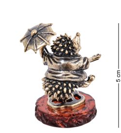 AM- 327 Фигурка «Ежик танец под дождем» (латунь, янтарь)