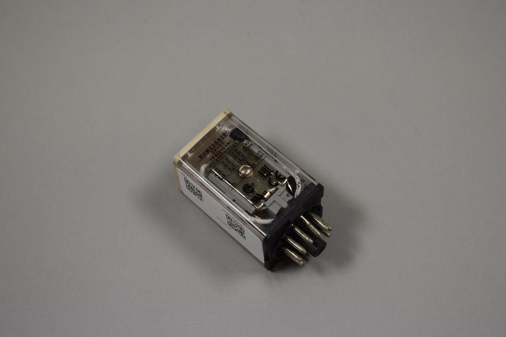 SCHNEIDER ELECTRIC RUMC3AB2BD