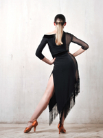 Платье для танцев с бахромой