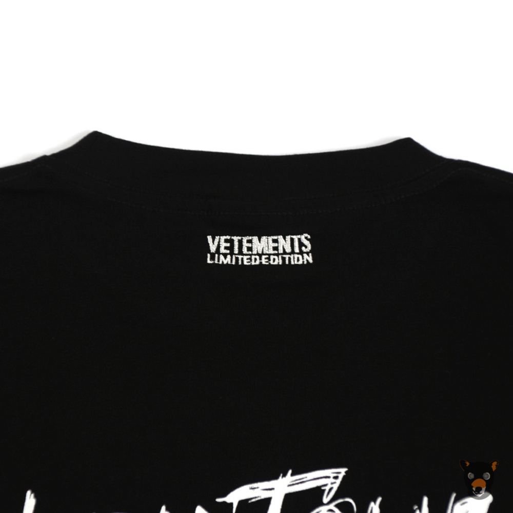 Футболка Vetements "World Tour"