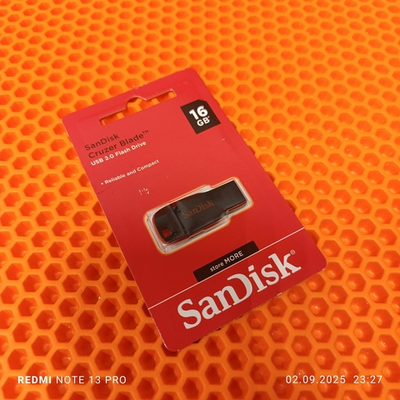 Флешка SanDisk CZ50 Cruzer Blade 16GB черная USB 2.0