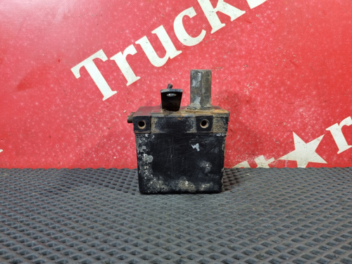 Насос подъема кабины