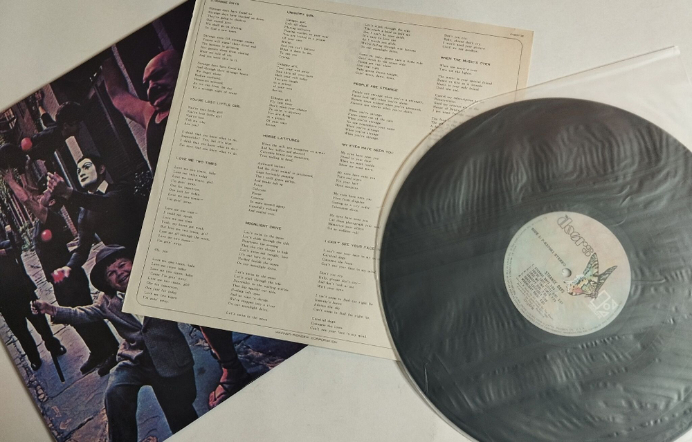 Винтажная виниловая пластинка LP The Doors Strange Days (Japan 1973) (No Obi)