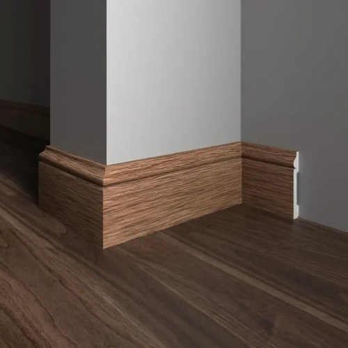 005-83SH Напольный плинтус (79*13*2400мм)/24шт, шт