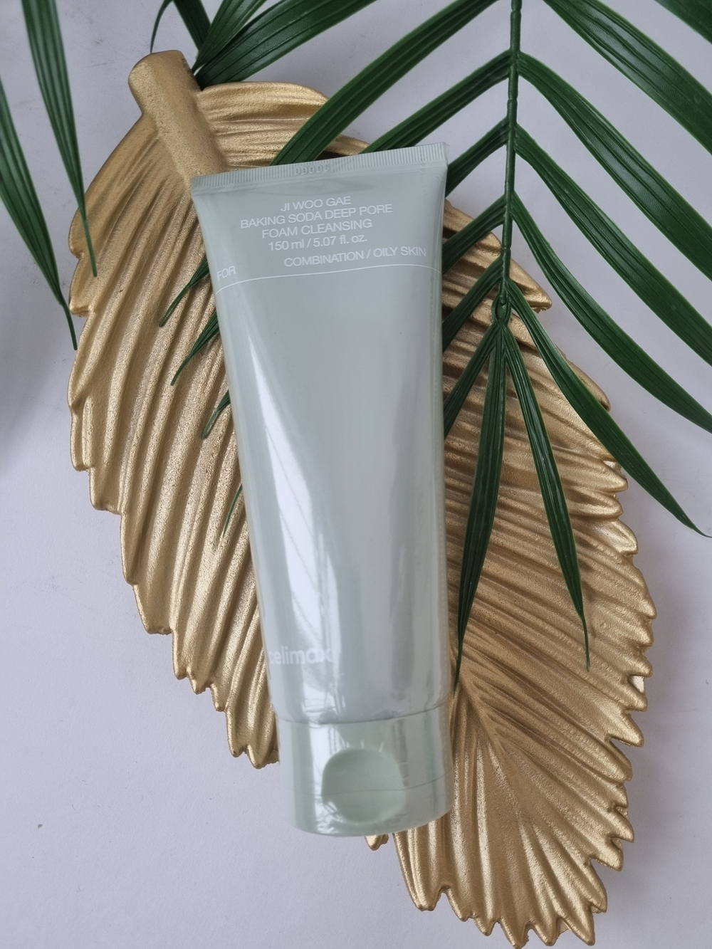 Пенка для глубокого очищения с содой Celimax Jiwoogae Baking Soda Deep Pore Foam Cleansing