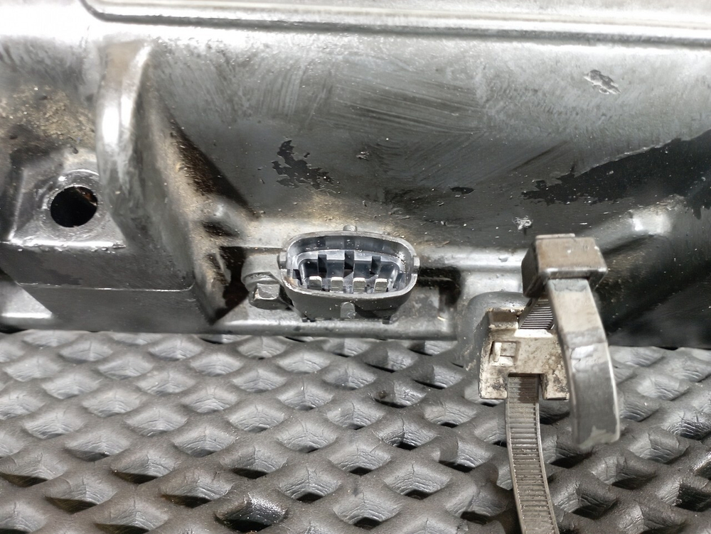 Коллектор впускной 2016г.