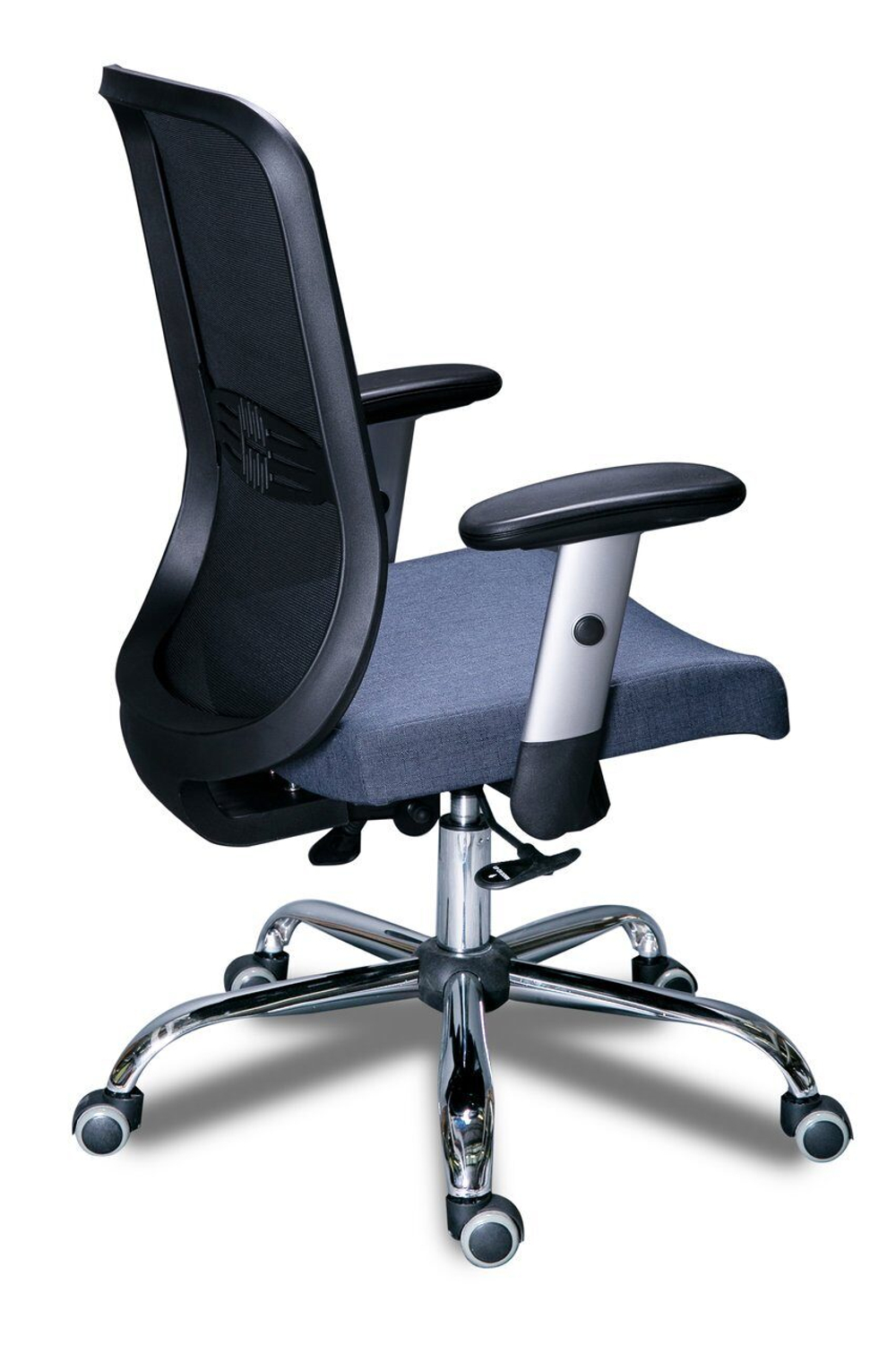 Кресло для персонала ТАЙМ 709 ХРОМ