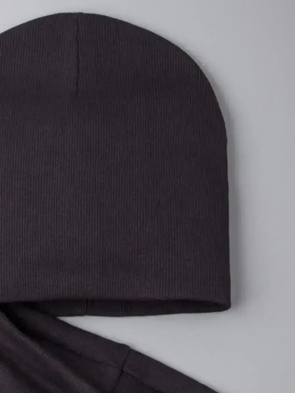 Шапка для мальчика осенняя и снуд