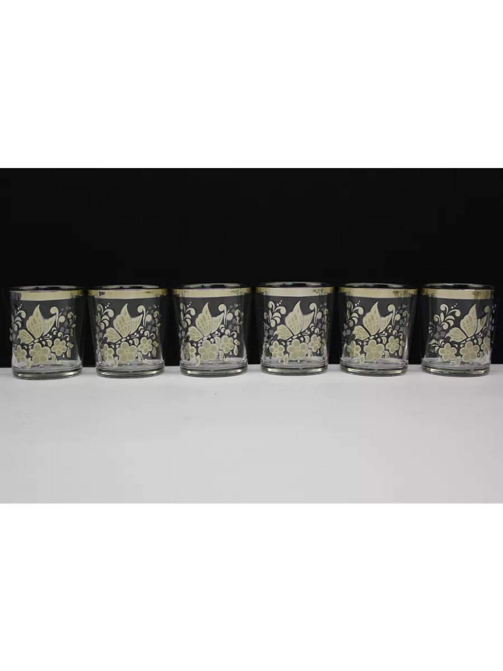 Стакан для напитков сока и воды