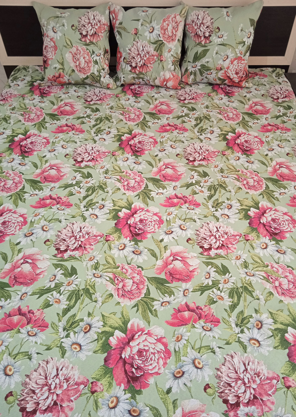 Покрывало гобеленовое Пионы 2-спальный (180х200)